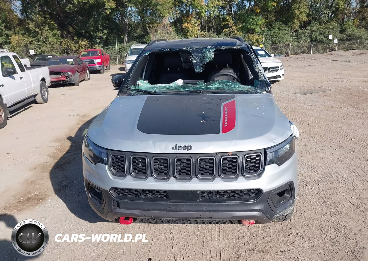 2025 Jeep Compass Trailhawk 4X4 VIN:3C4NJDDN0ST621714 - 17