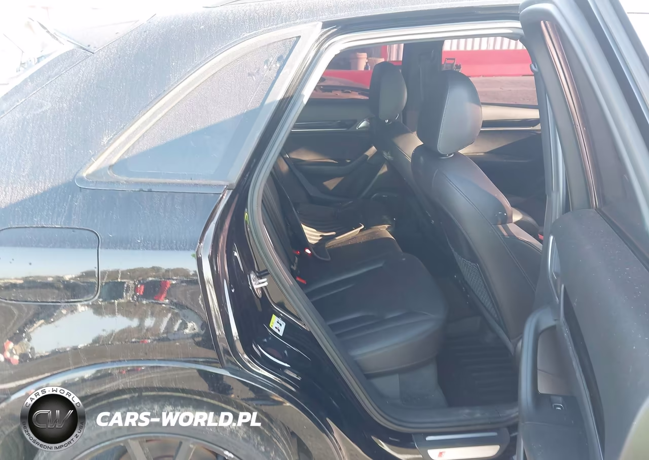 2018 Audi Q3 2.0T Premium-2.0T Sport Premium VIN:WA1HCCFS8JR022372 - 8