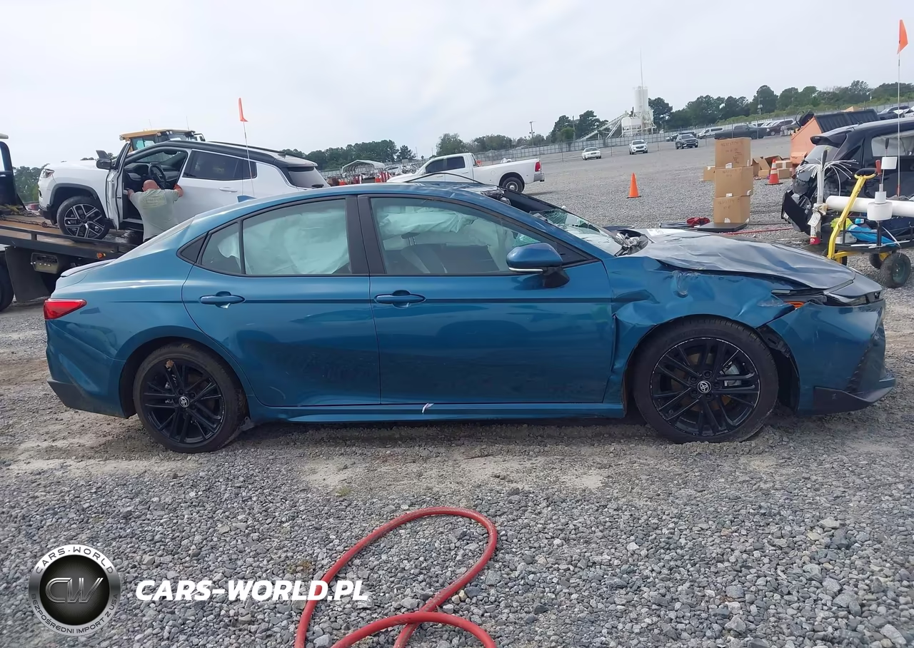 2025 Toyota Camry Se VIN:4T1DAACK3SU138575 - 12