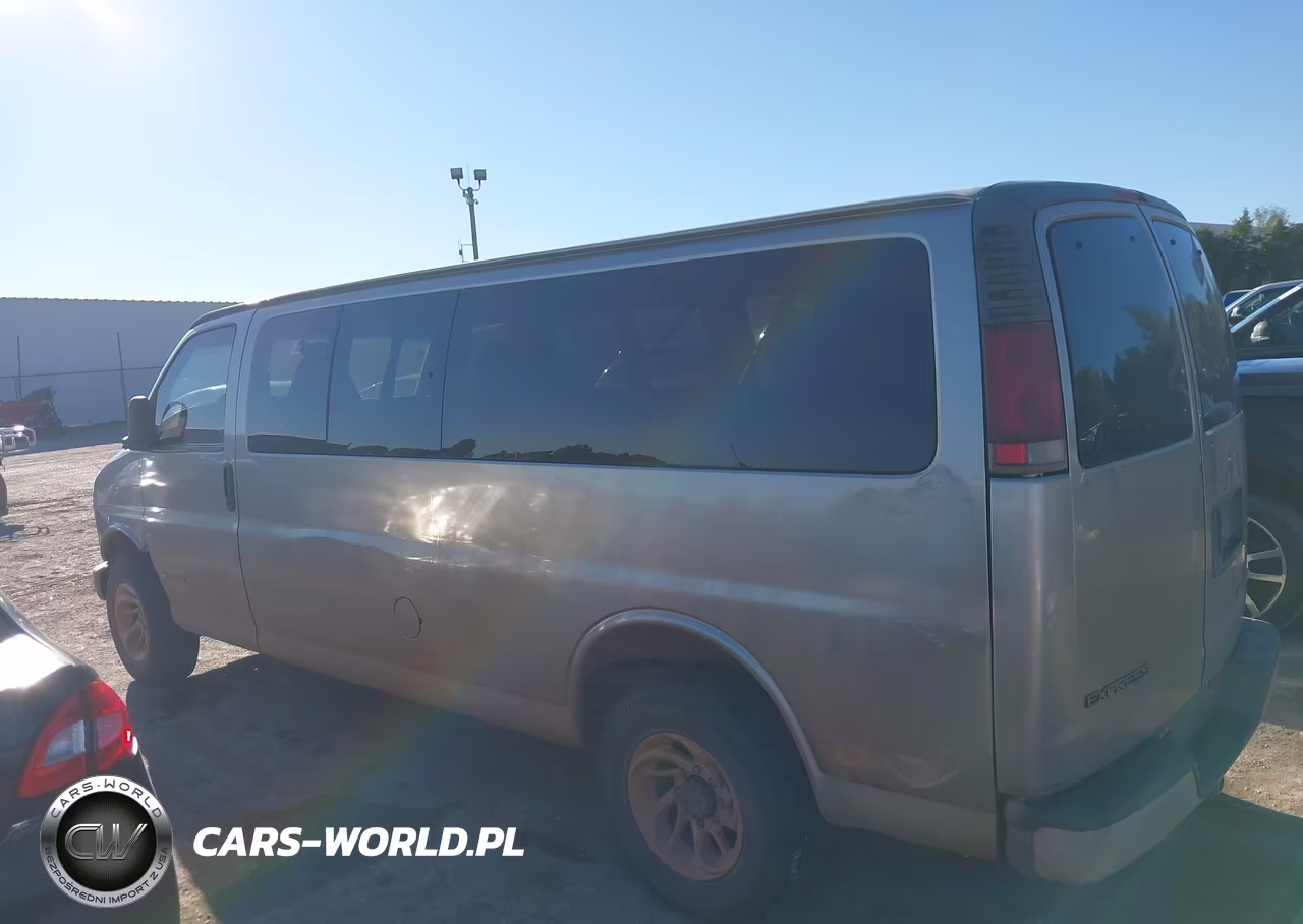 2001 Chevrolet Express G3500 VIN:1GAHG39R811223263 - 14