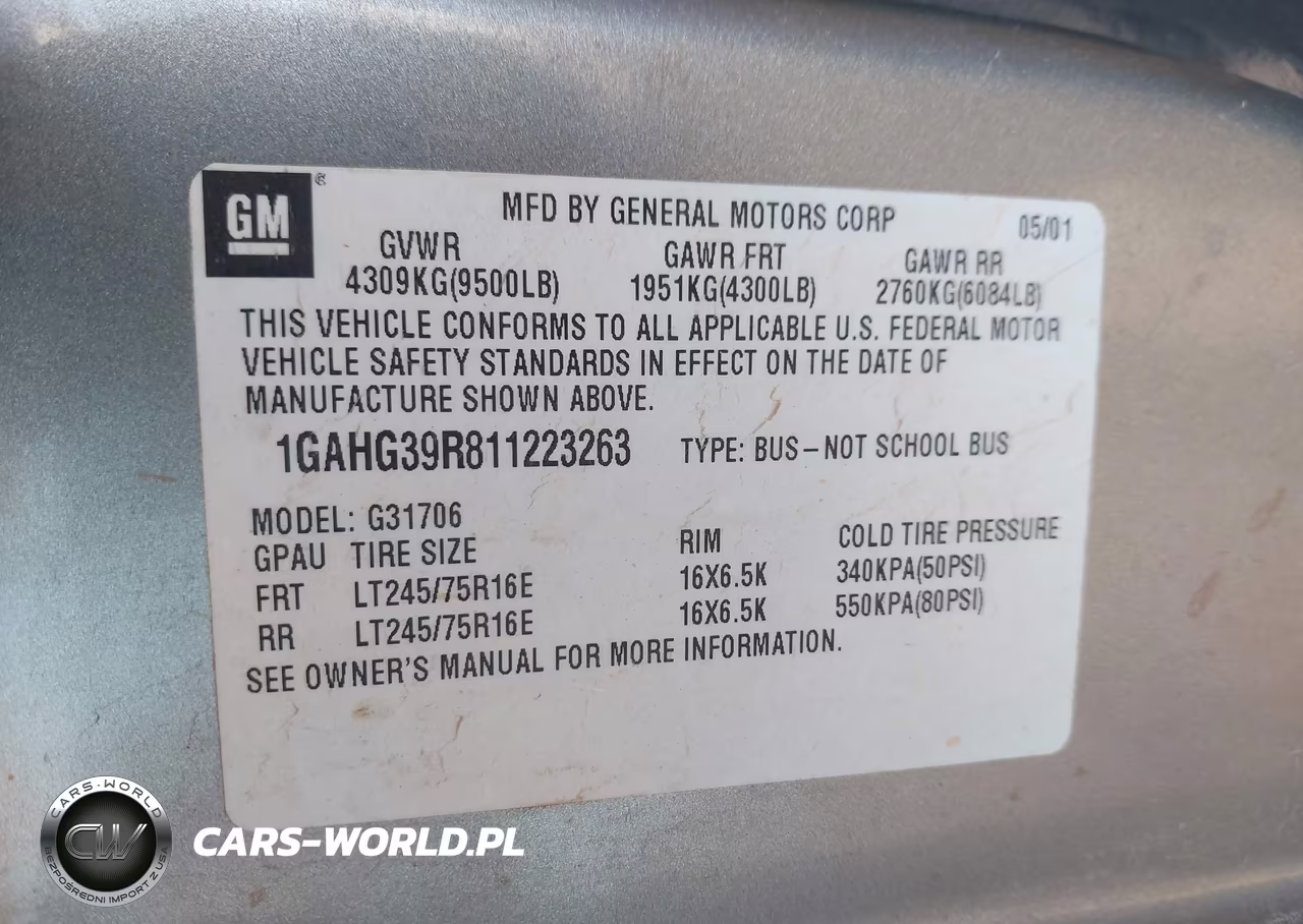 2001 Chevrolet Express G3500 VIN:1GAHG39R811223263 - 9