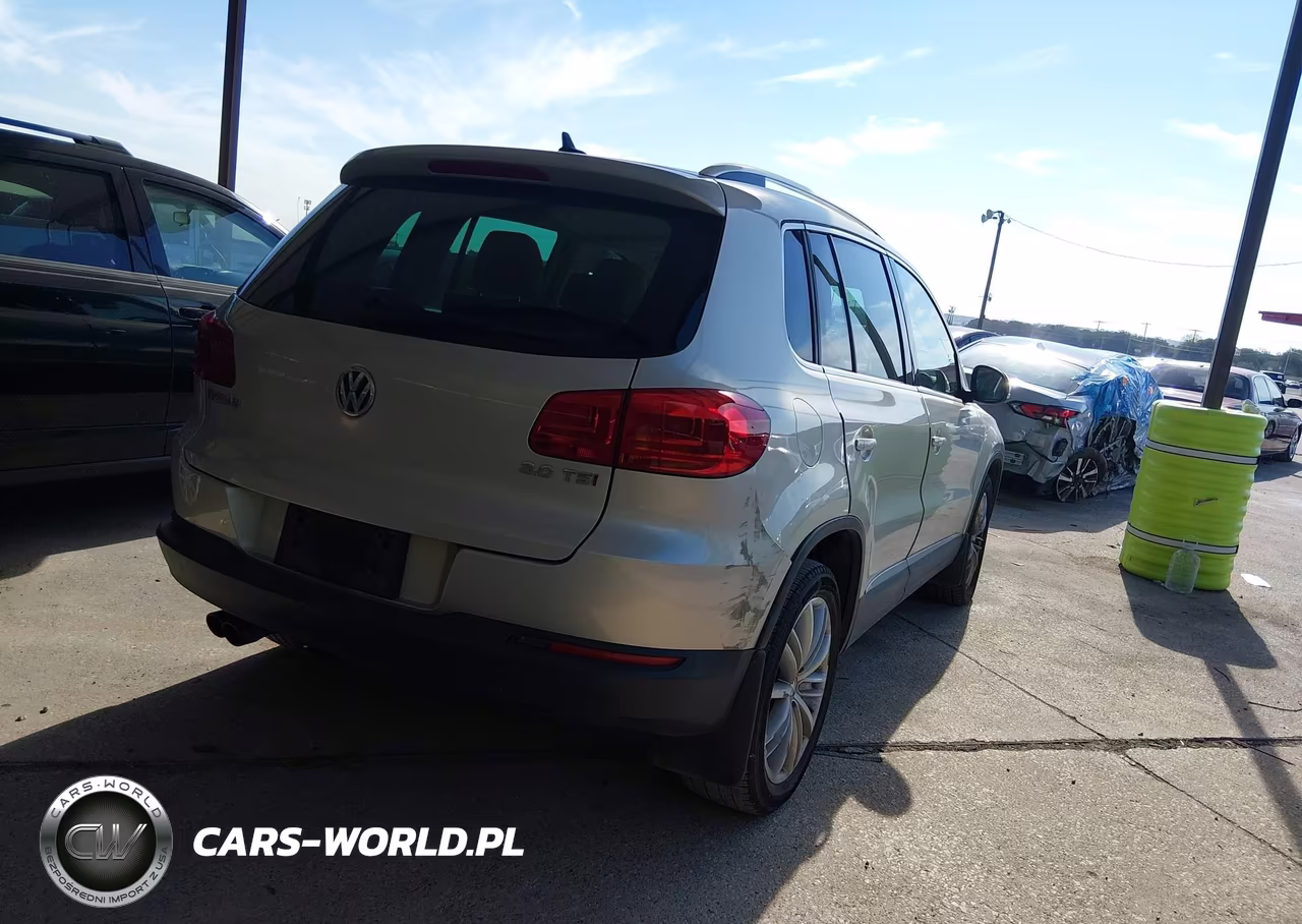 2015 Volkswagen Tiguan Sel VIN:WVGAV7AX6FW556034 - 4
