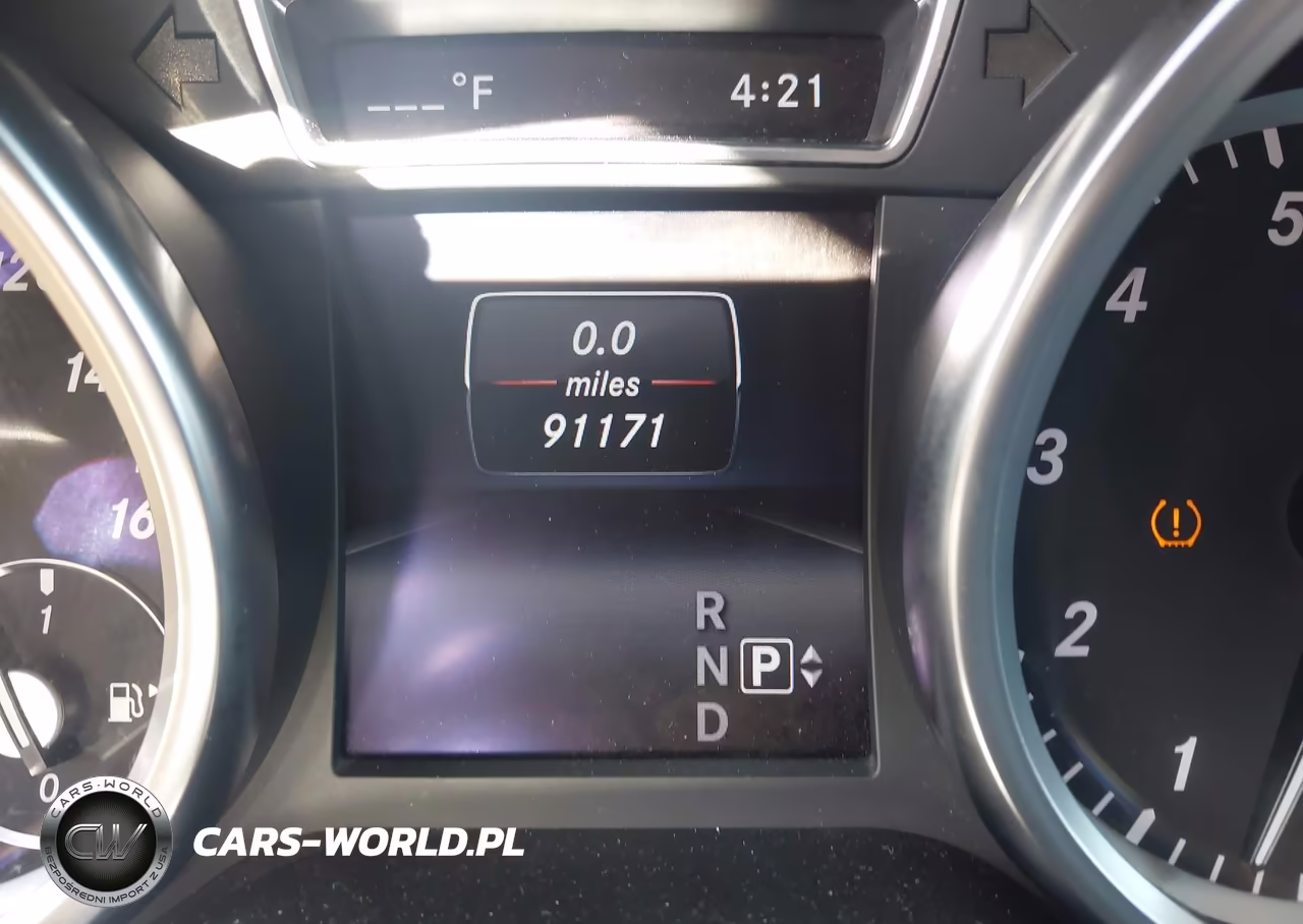 MERCEDES-BENZ GL 550 4MA VIN:4JGDF7DE2EA375951 - 16