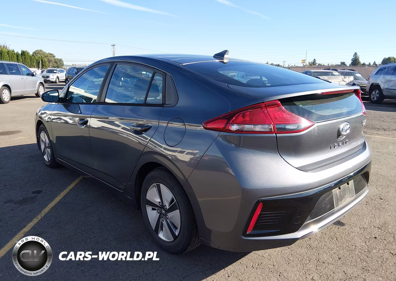 2018 Hyundai Ioniq Hybrid Blue VIN:KMHC65LC2JU100623 - 3