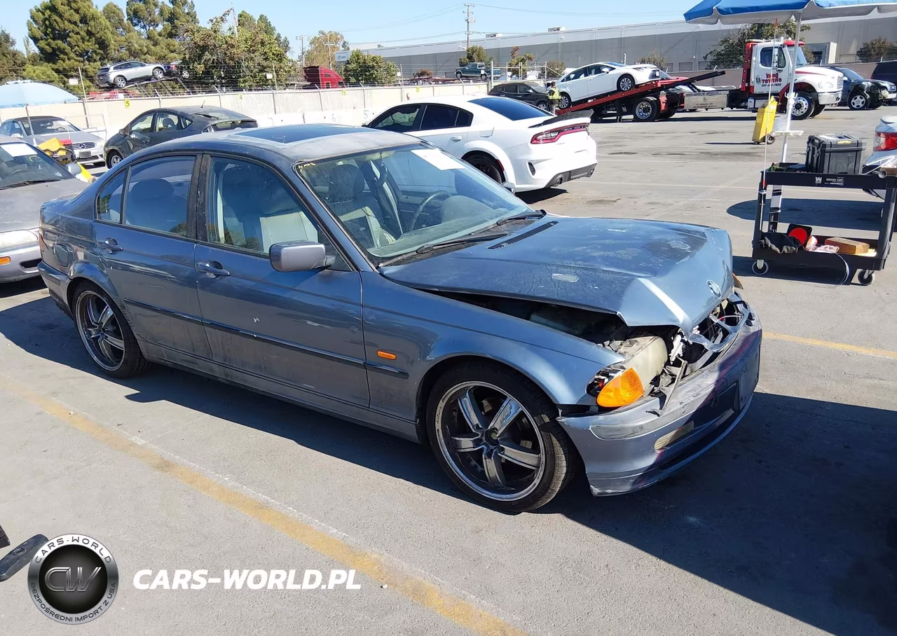 2000 BMW 323I