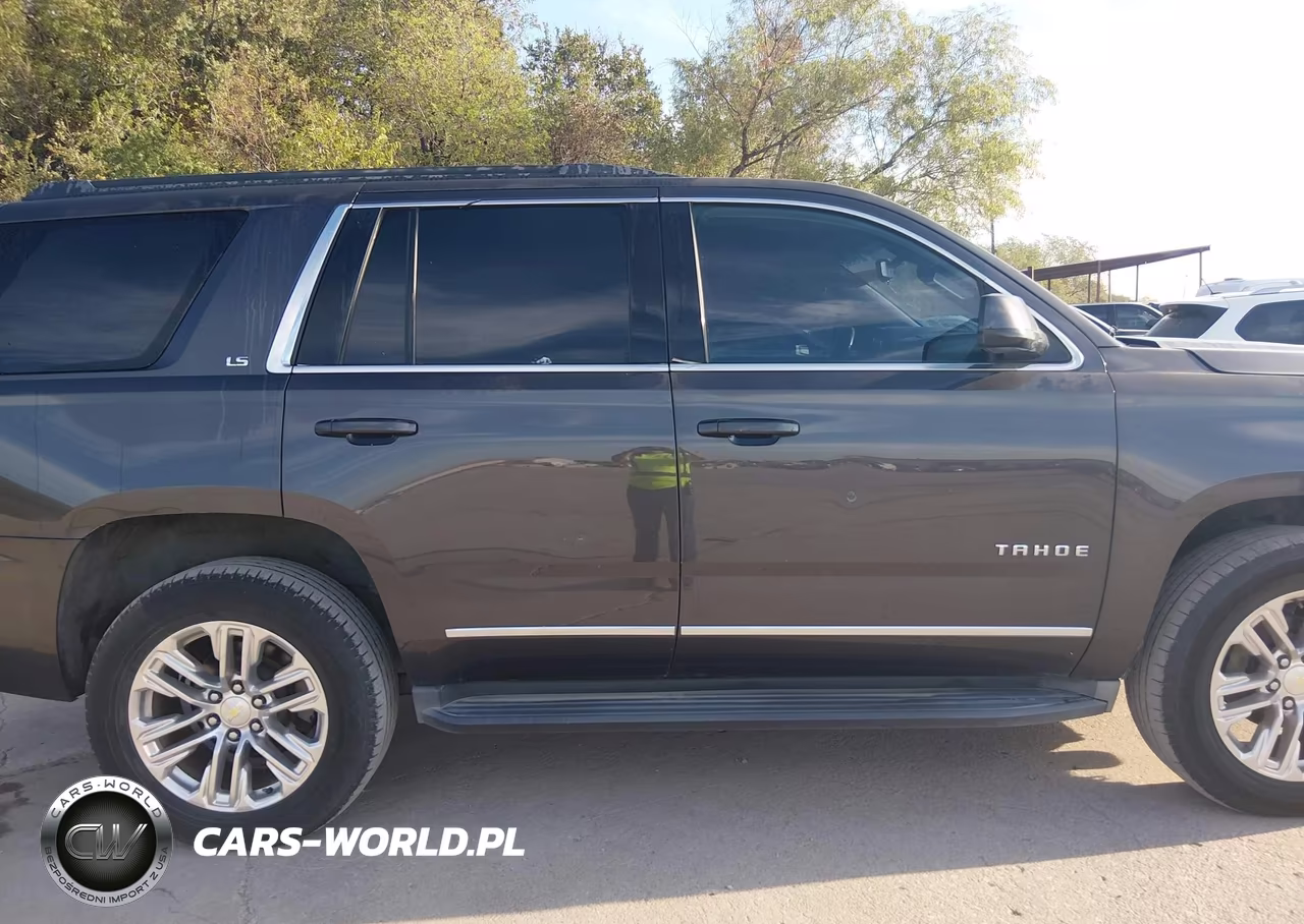 2015 Chevrolet Tahoe Ls VIN:1GNSCAKC8FR727900 - 13