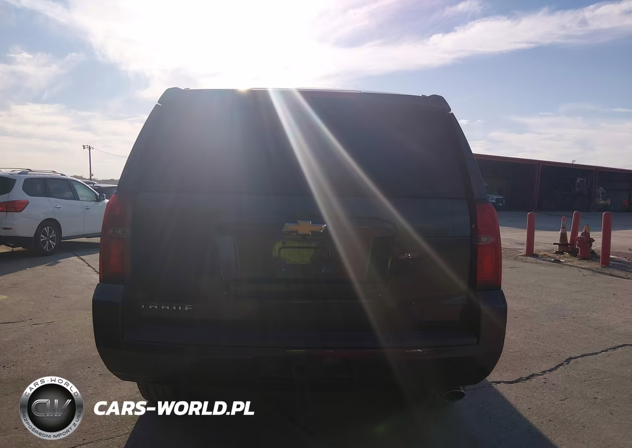 2015 Chevrolet Tahoe Ls VIN:1GNSCAKC8FR727900 - 16