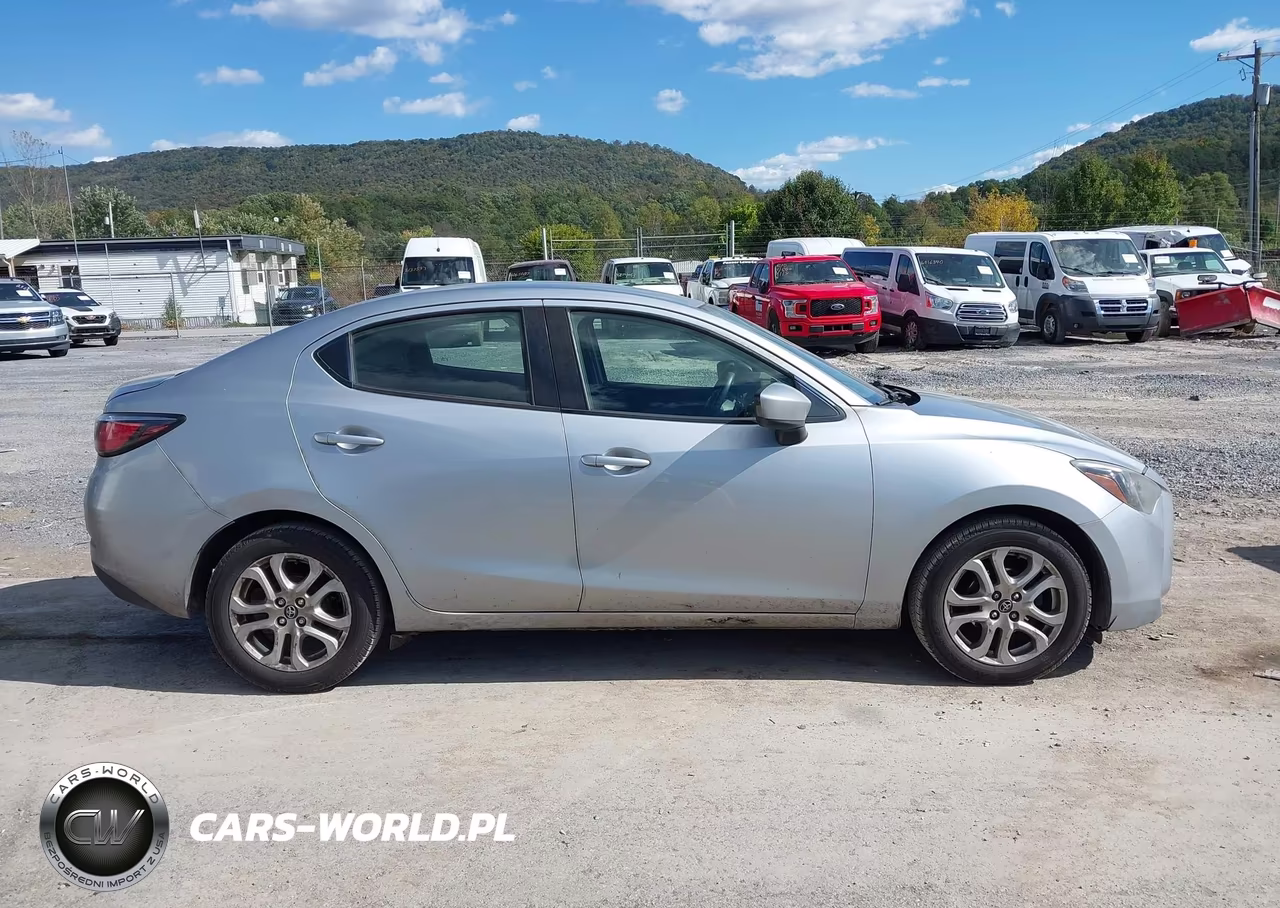 2017 Toyota Yaris Ia VIN:3MYDLBYV5HY188179 - 13