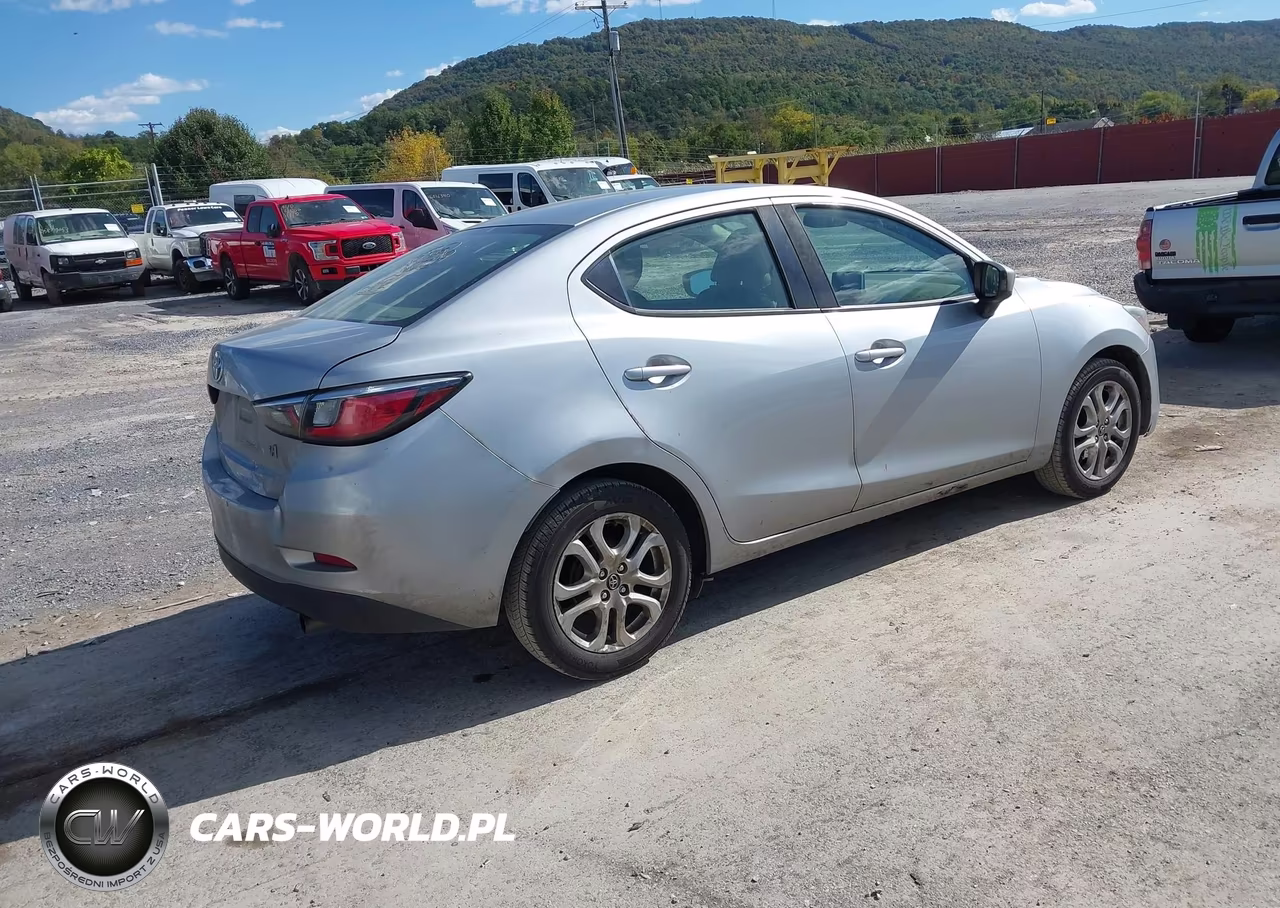 2017 Toyota Yaris Ia VIN:3MYDLBYV5HY188179 - 4
