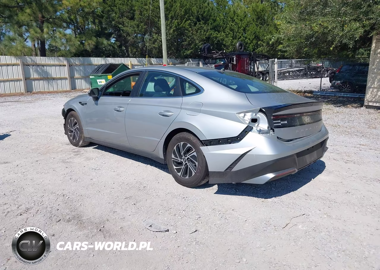 2026 Hyundai Sonata Hybrid Blue VIN:KMHL24JJ2TA164771 - 3