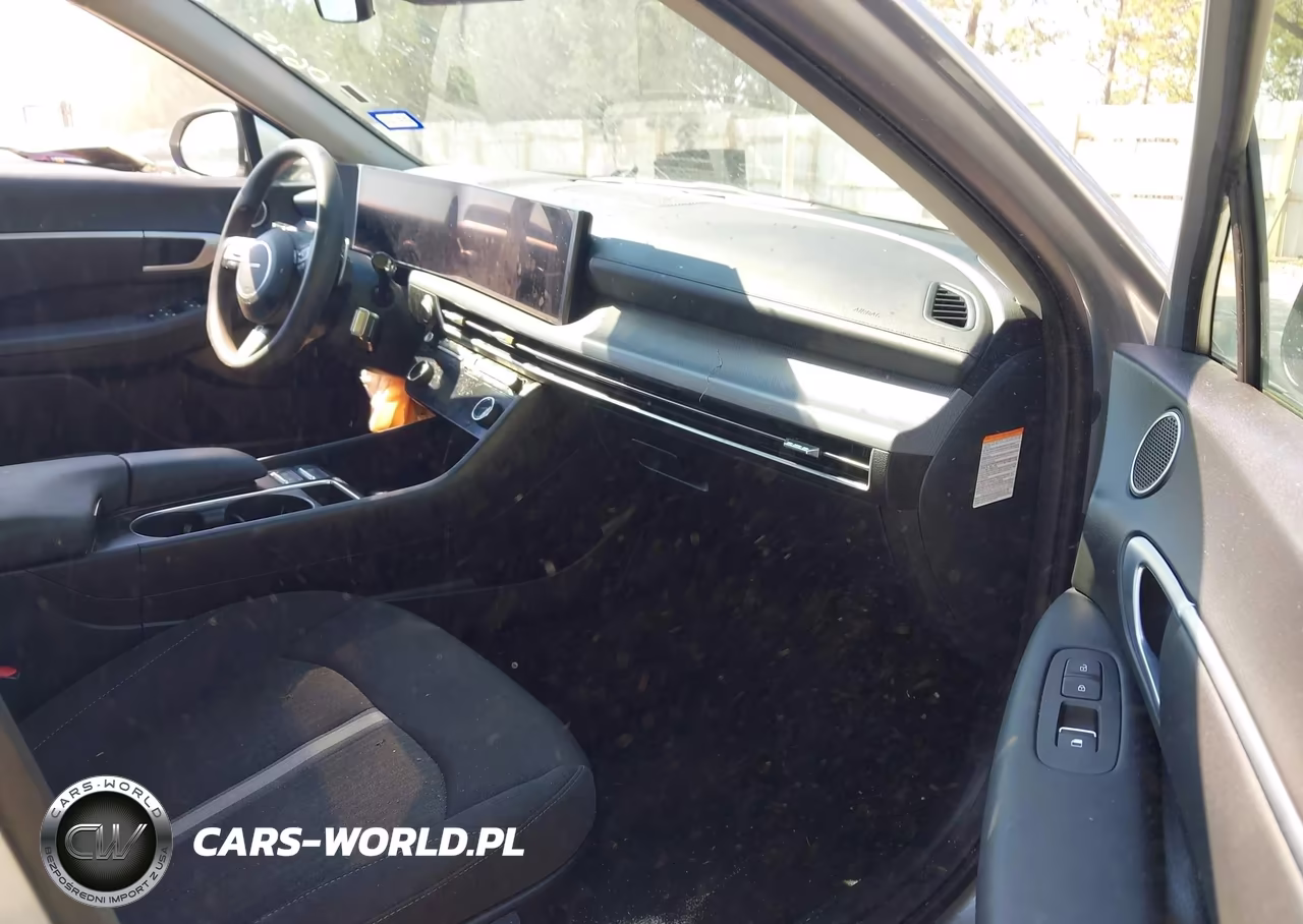 2026 Hyundai Sonata Hybrid Blue VIN:KMHL24JJ2TA164771 - 5