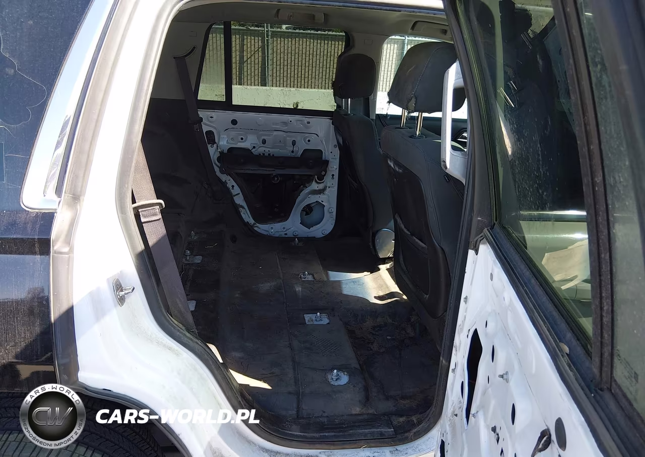 2015 Chevrolet Tahoe Commercial Fleet VIN:1GNLC2EC4FR712428 - 8