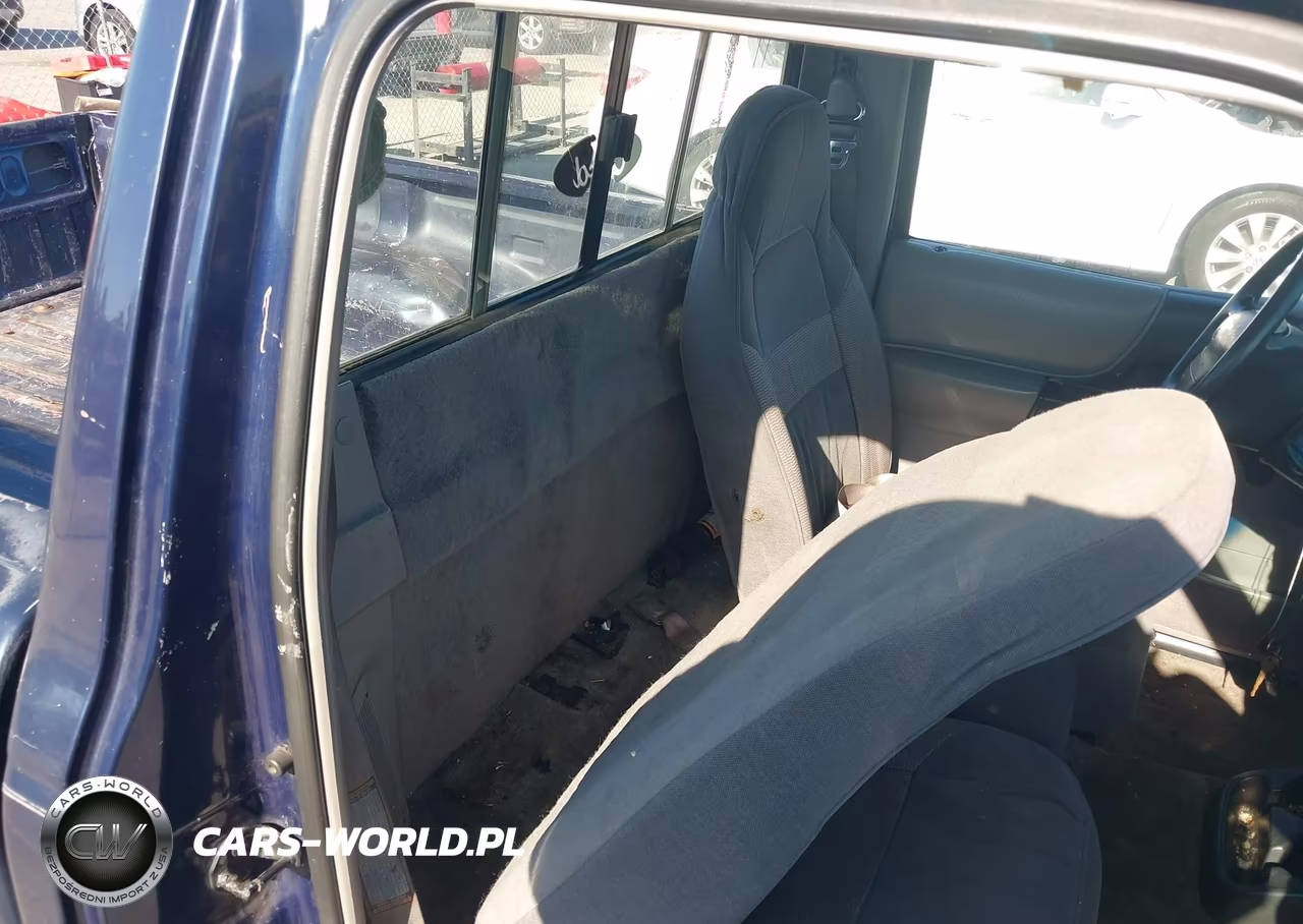 1996 Mazda B2300 VIN:4F4CR12A4TTM20367 - 8