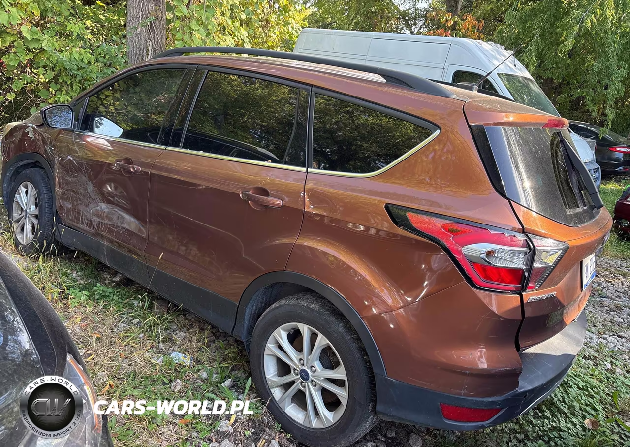 2017 Ford Escape Se VIN:1FMCU9G98HUC98260 - 3