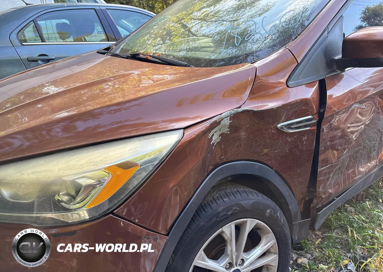 2017 Ford Escape Se VIN:1FMCU9G98HUC98260 - 6