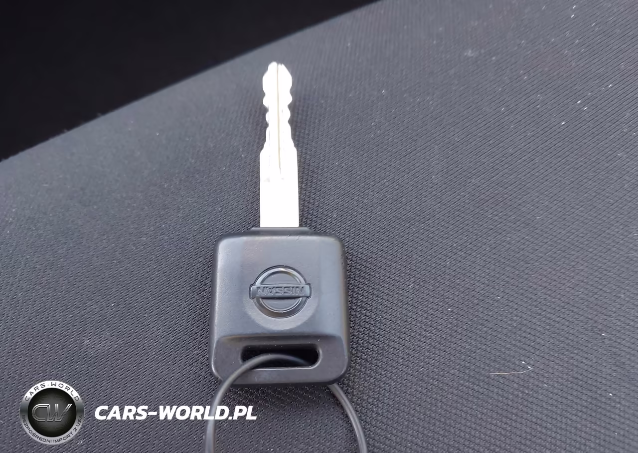 2025 Nissan Versa 1.6 S VIN:3N1CN8DV8SL902987 - 11