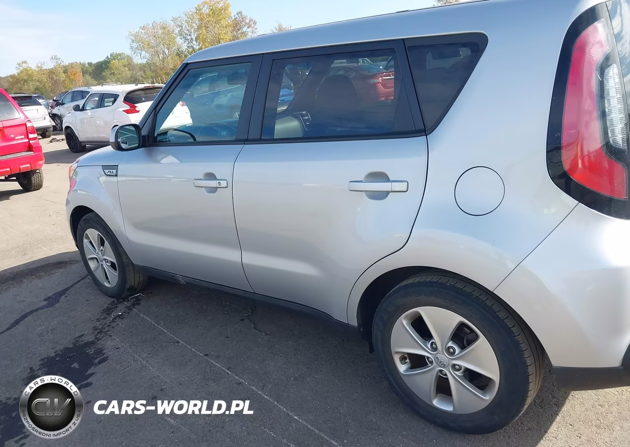 2016 Kia Soul VIN:KNDJN2A24G7824957 - 14