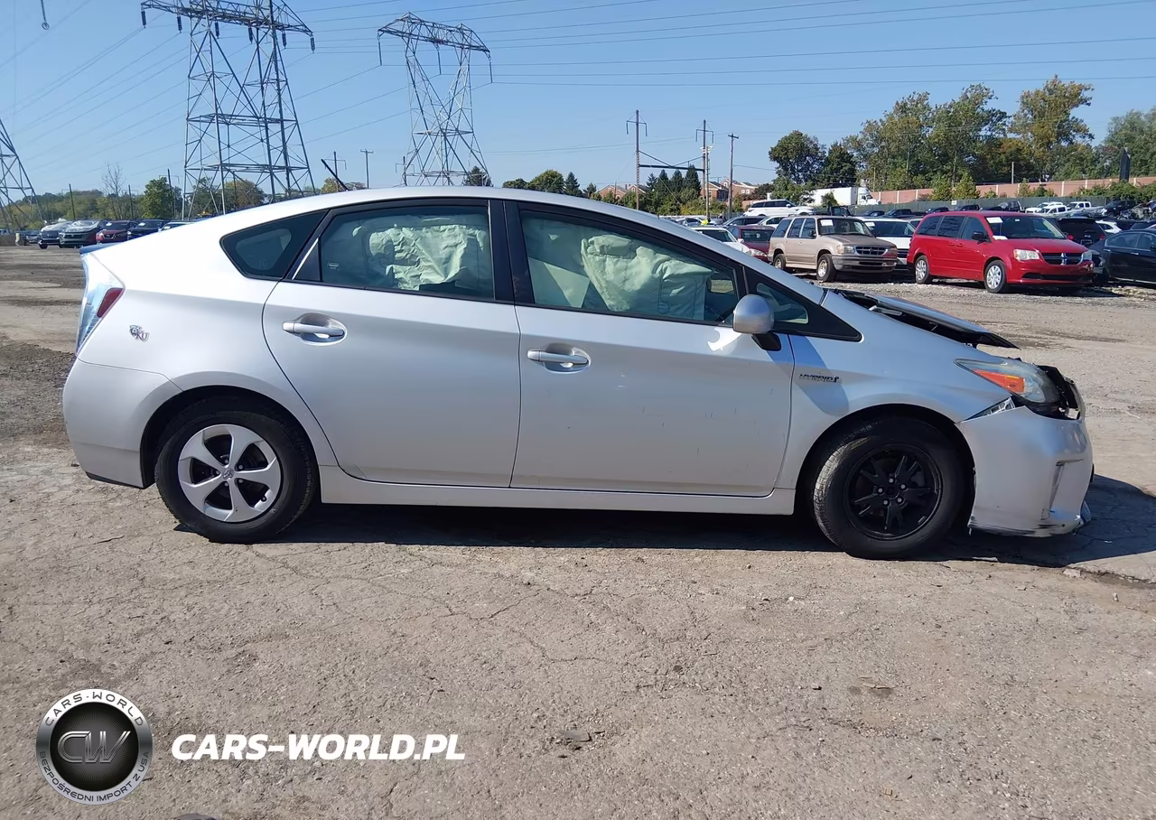 2014 Toyota Prius Three VIN:JTDKN3DU0E0387147 - 12