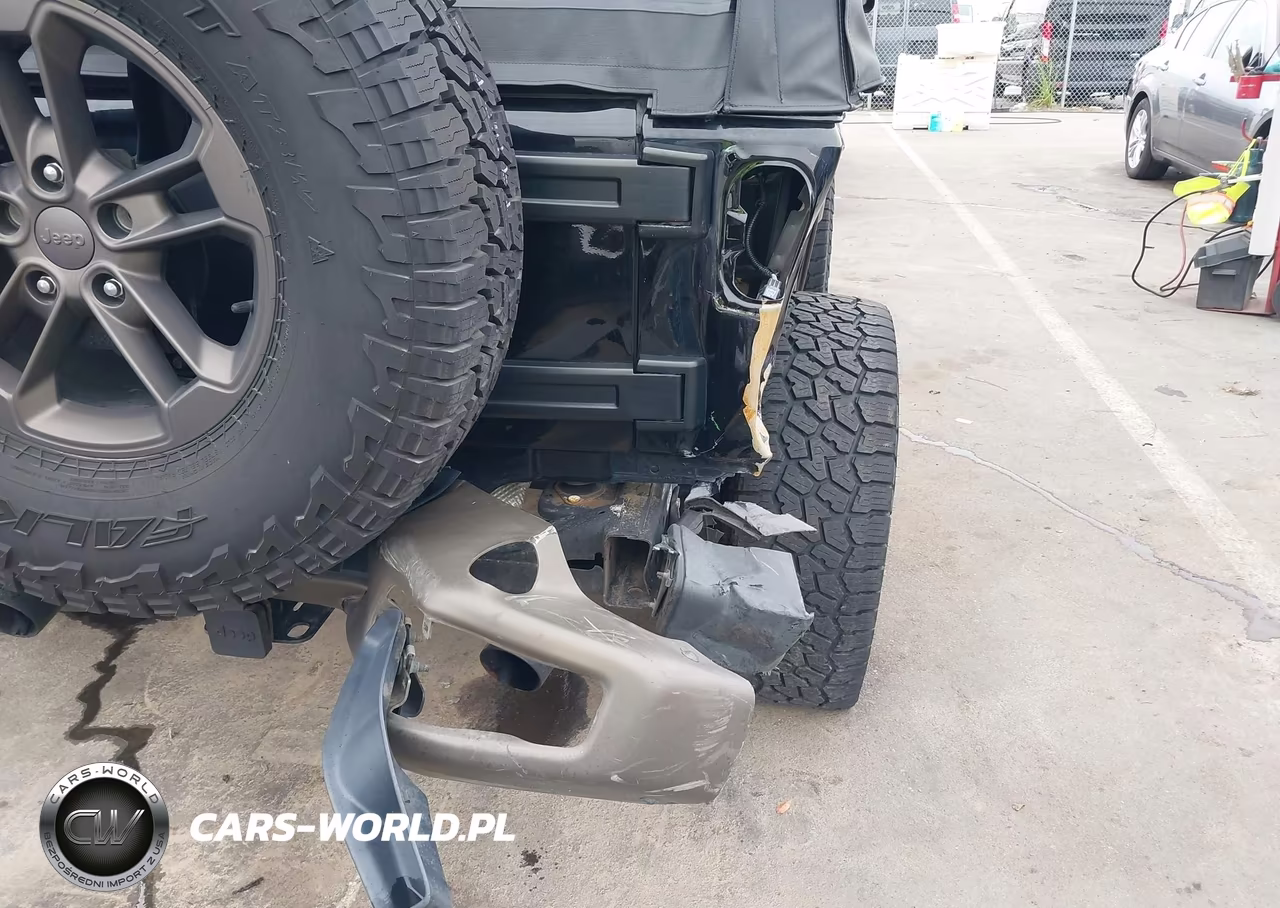 2016 Jeep Wrangler 75Th Anniversary VIN:1C4AJWBG6GL291661 - 17