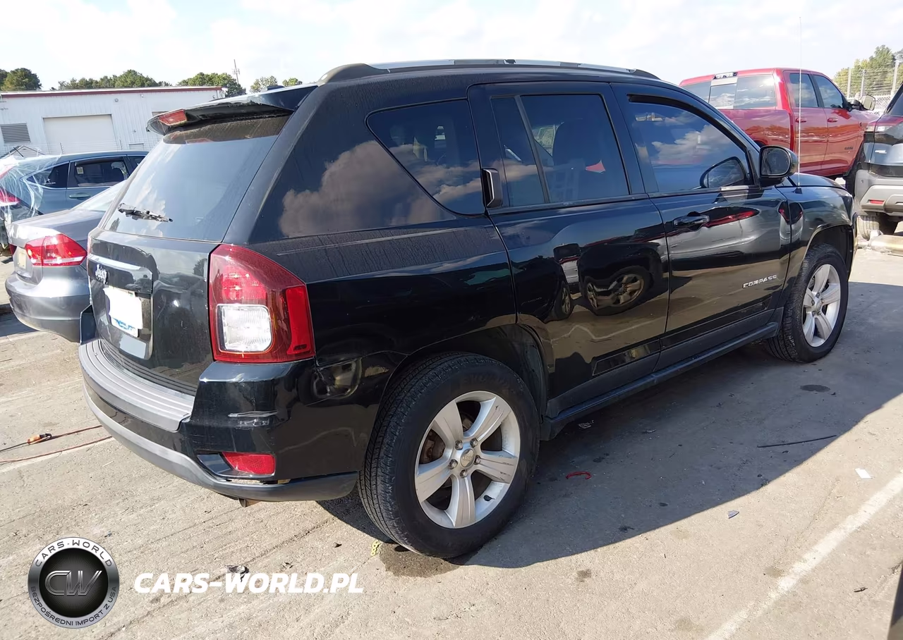 2016 Jeep Compass Sport VIN:1C4NJDBB3GD670864 - 4