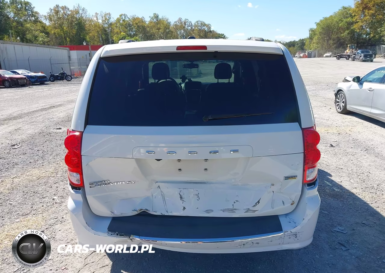 2018 Dodge Grand Caravan Sxt VIN:2C4RDGCGXJR266145 - 16