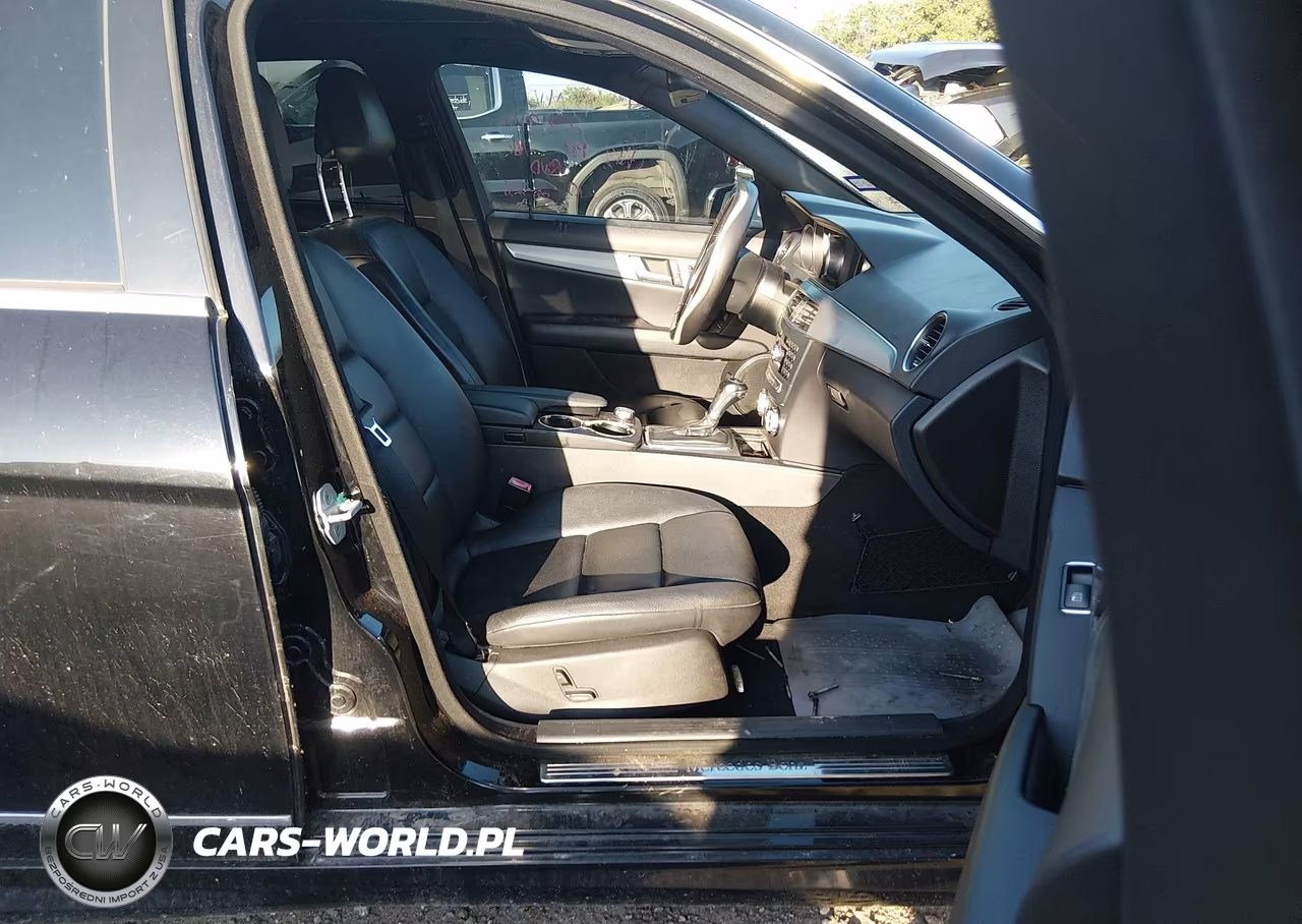 2013 Mercedes-Benz C 250 Sport VIN:WDDGF4HB9DR241914 - 5