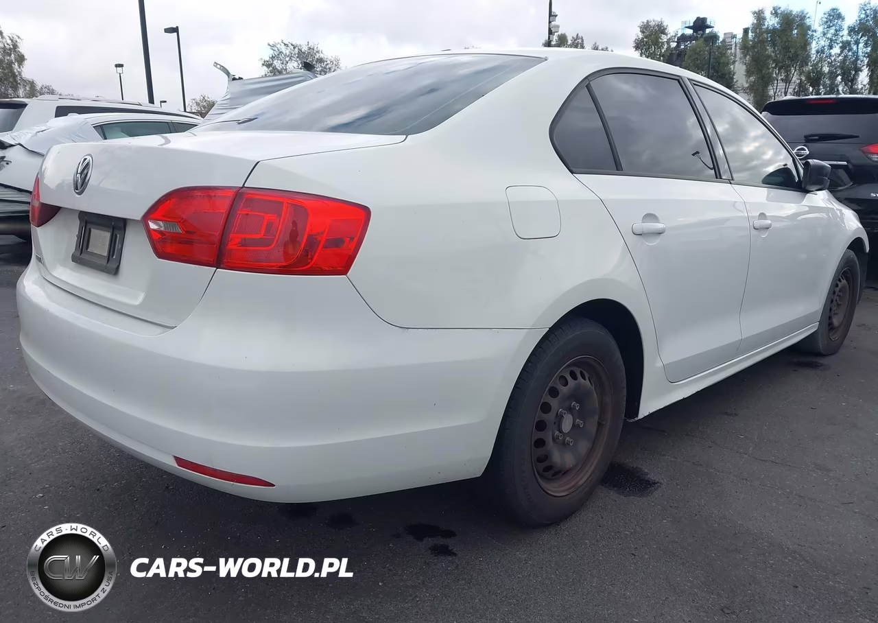 2014 Volkswagen Jetta 2.0L S VIN:3VW2K7AJ1EM304622 - 4