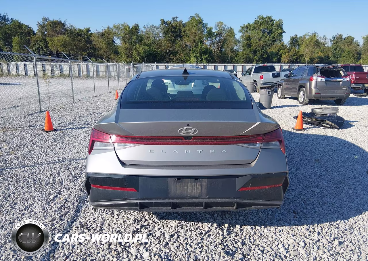 2025 Hyundai Elantra Sel Convenience VIN:KMHLS4DG8SU936624 - 16
