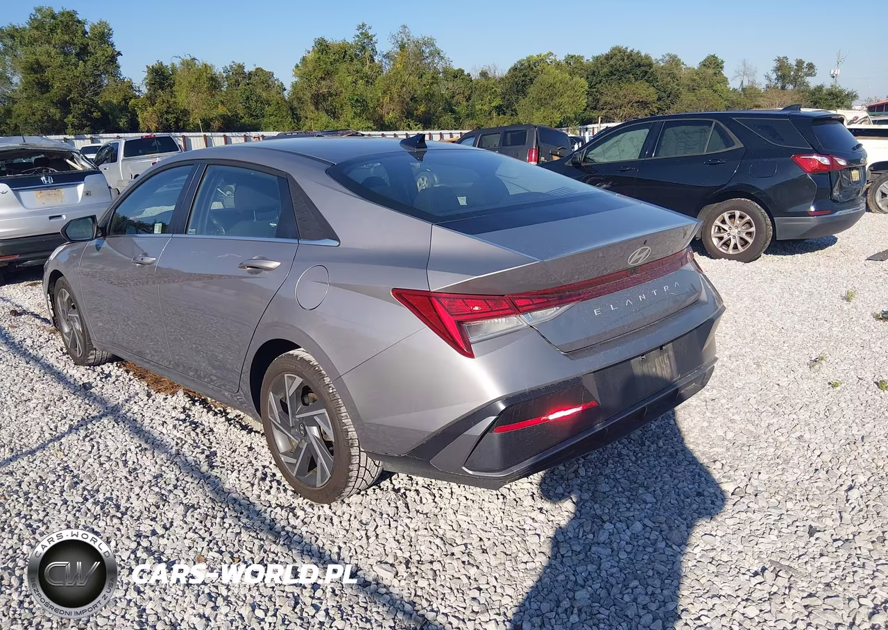 2025 Hyundai Elantra Sel Convenience VIN:KMHLS4DG8SU936624 - 3