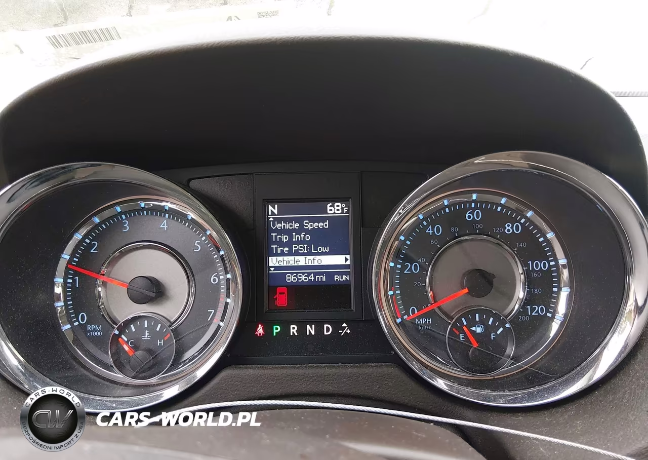 2013 Chrysler Town & Country Touring VIN:2C4RC1BG0DR630921 - 7