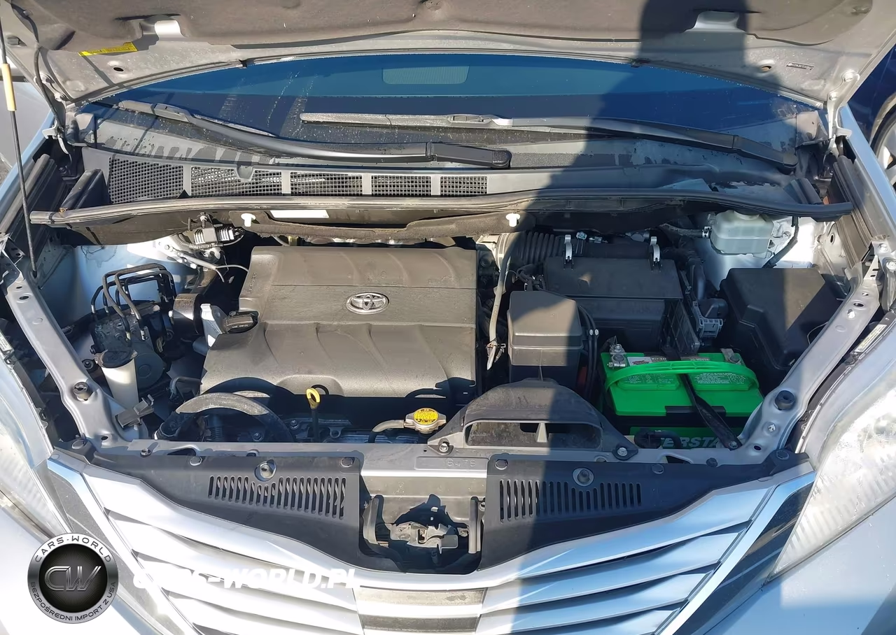 2014 Toyota Sienna Limited V6 7 Passenger VIN:5TDYK3DC7ES499452 - 10