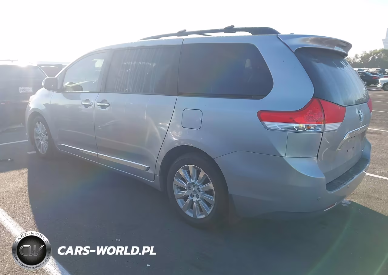 2014 Toyota Sienna Limited V6 7 Passenger VIN:5TDYK3DC7ES499452 - 3