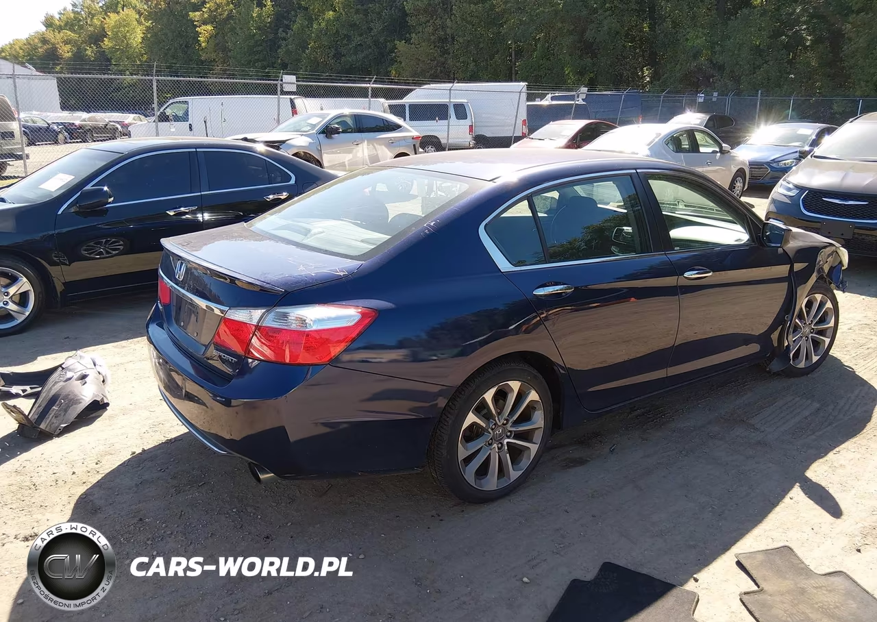 2015 Honda Accord Sport VIN:1HGCR2F59FA075835 - 4