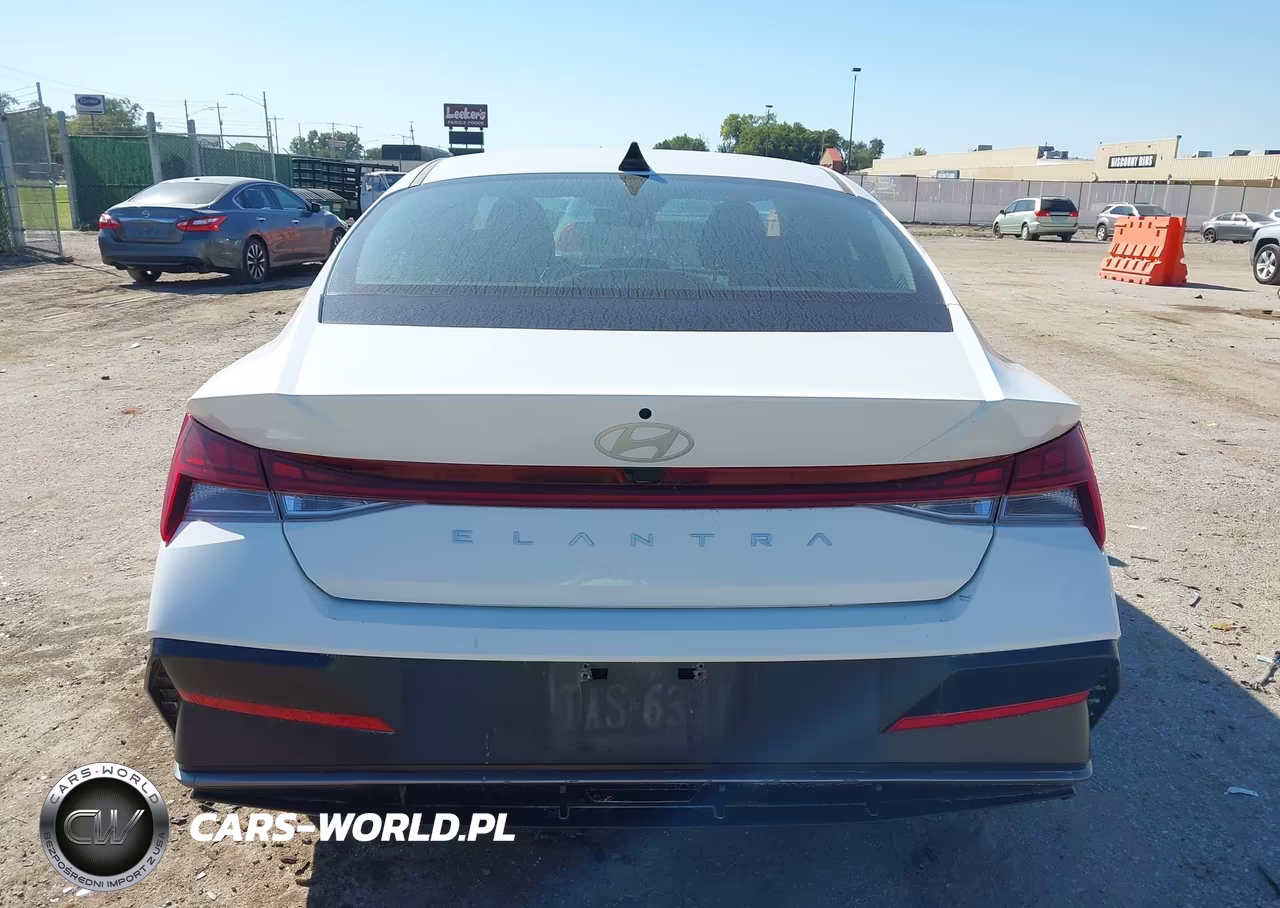 2025 Hyundai Elantra Sel Convenience VIN:KMHLS4DG8SU041201 - 15