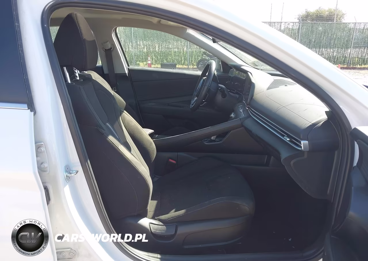 2025 Hyundai Elantra Sel Convenience VIN:KMHLS4DG8SU041201 - 5