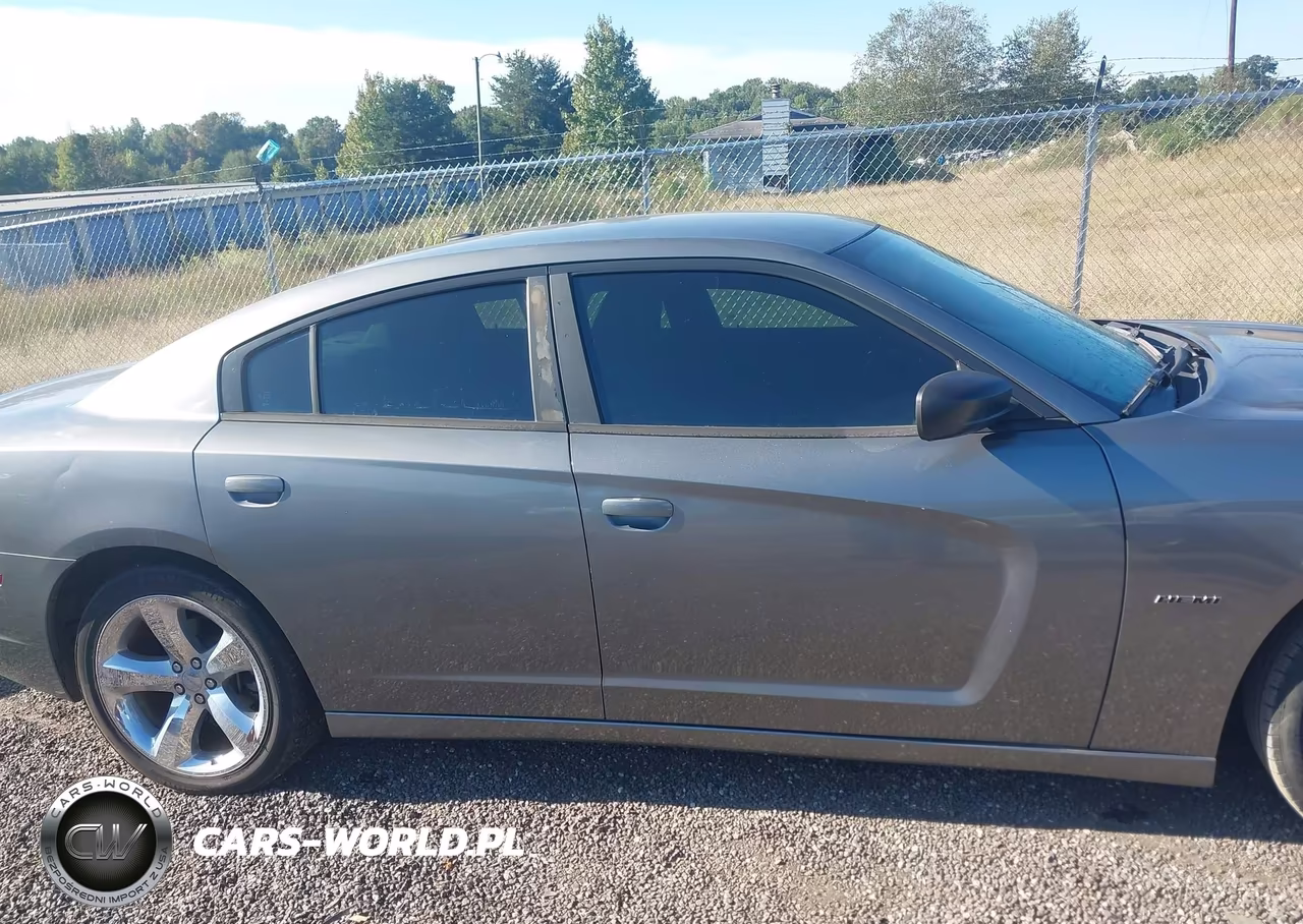 2012 Dodge Charger R-T VIN:2C3CDXCT1CH195742 - 13