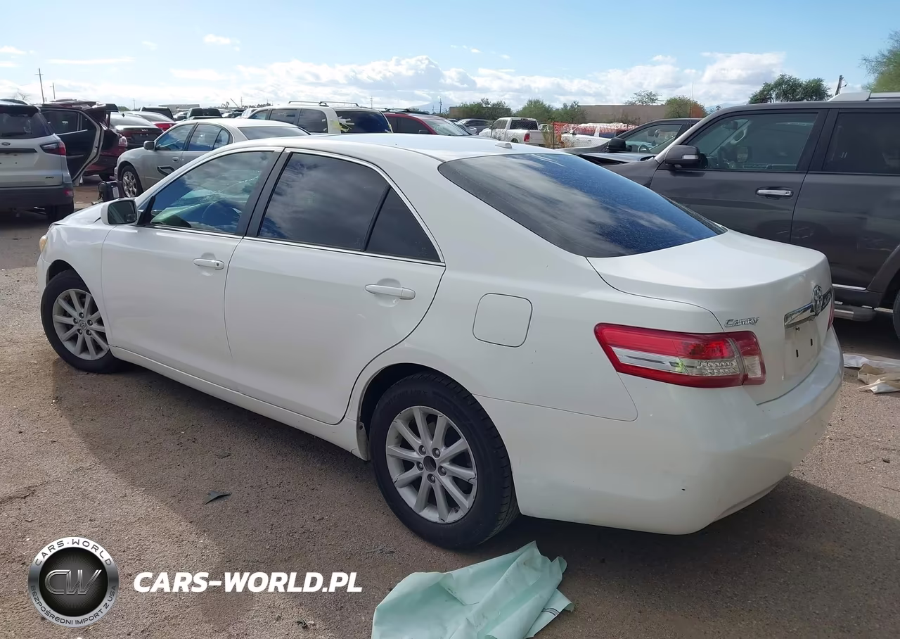 2011 Toyota Camry Xle VIN:4T4BF3EK5BR205734 - 3