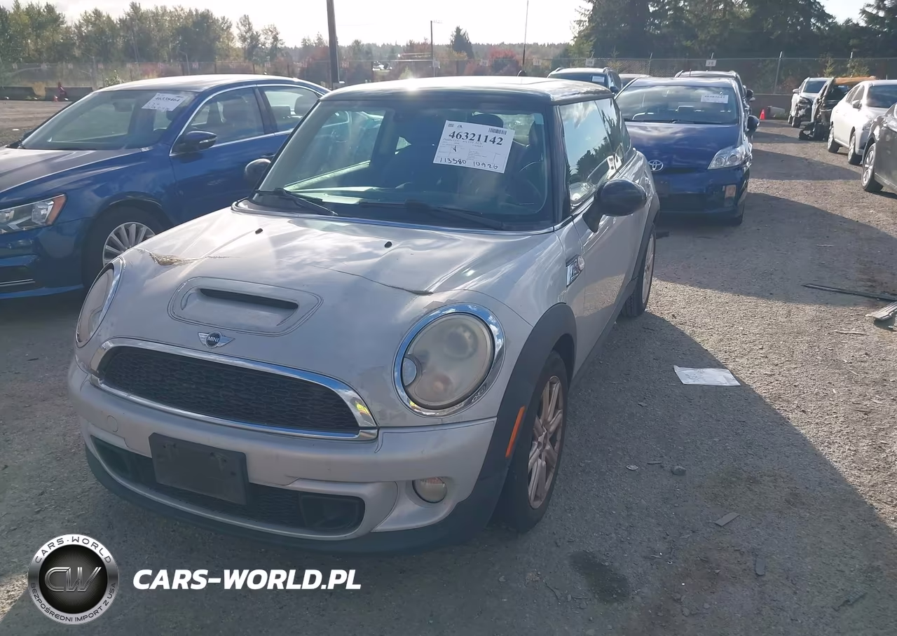 2011 Mini Cooper S VIN:WMWSV3C55BTY22035 - 2