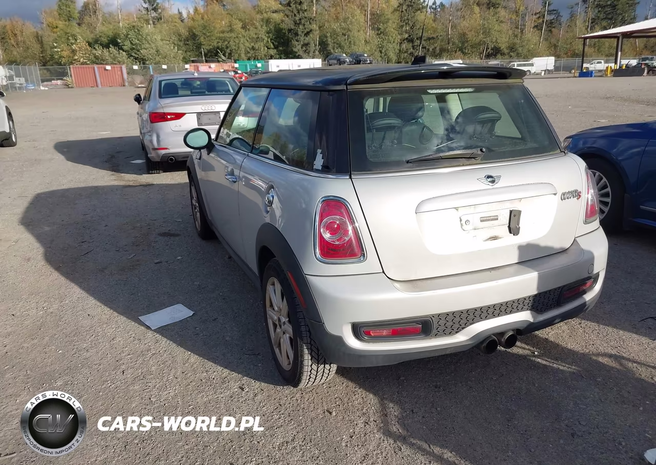 2011 Mini Cooper S VIN:WMWSV3C55BTY22035 - 3