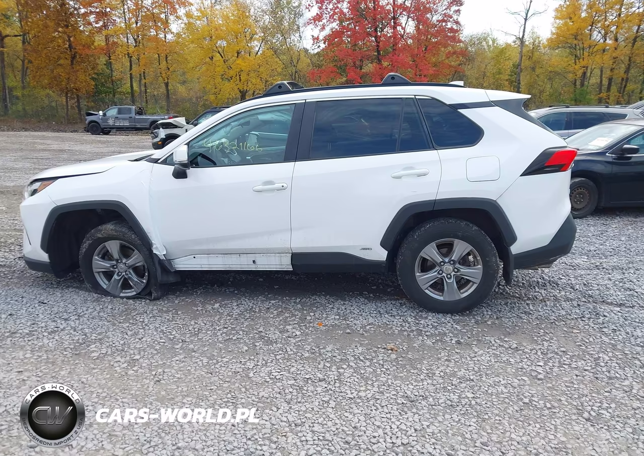 2022 Toyota Rav4 Hybrid Xle VIN:4T3RWRFV3NU061150 - 14