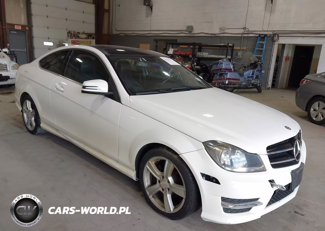 2015 Mercedes-Benz C 250