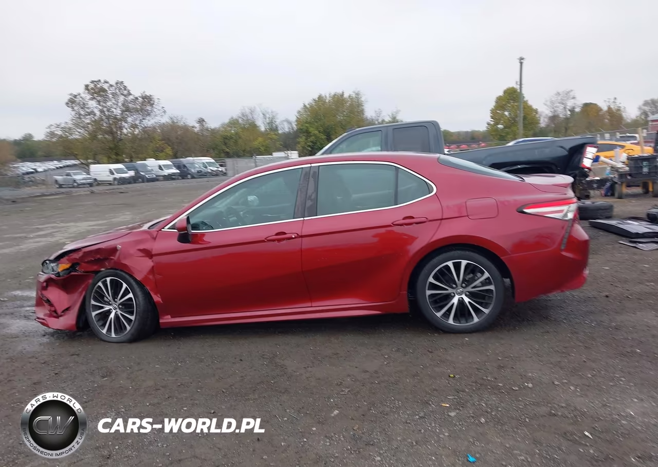 2018 Toyota Camry Se VIN:4T1B11HK0JU617468 - 14