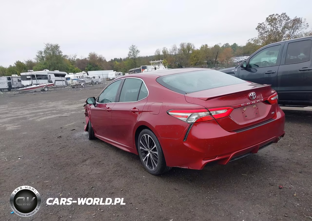 2018 Toyota Camry Se VIN:4T1B11HK0JU617468 - 3