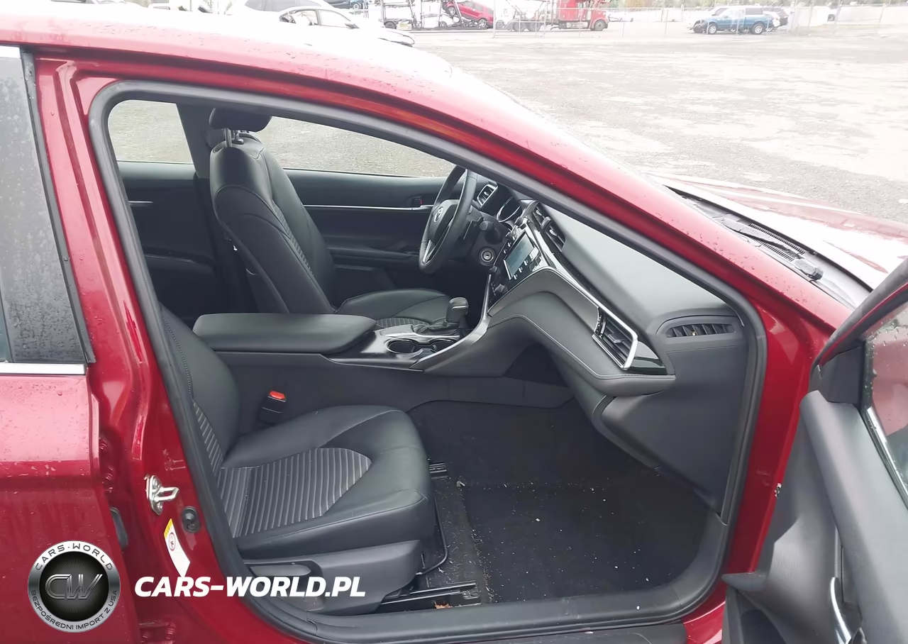 2018 Toyota Camry Se VIN:4T1B11HK0JU617468 - 5