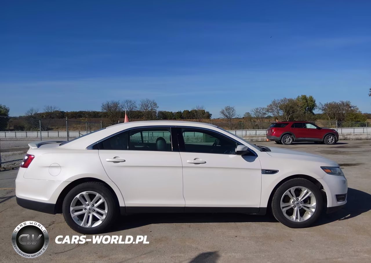 2019 Ford Taurus Sel VIN:1FAHP2E8XKG105685 - 13