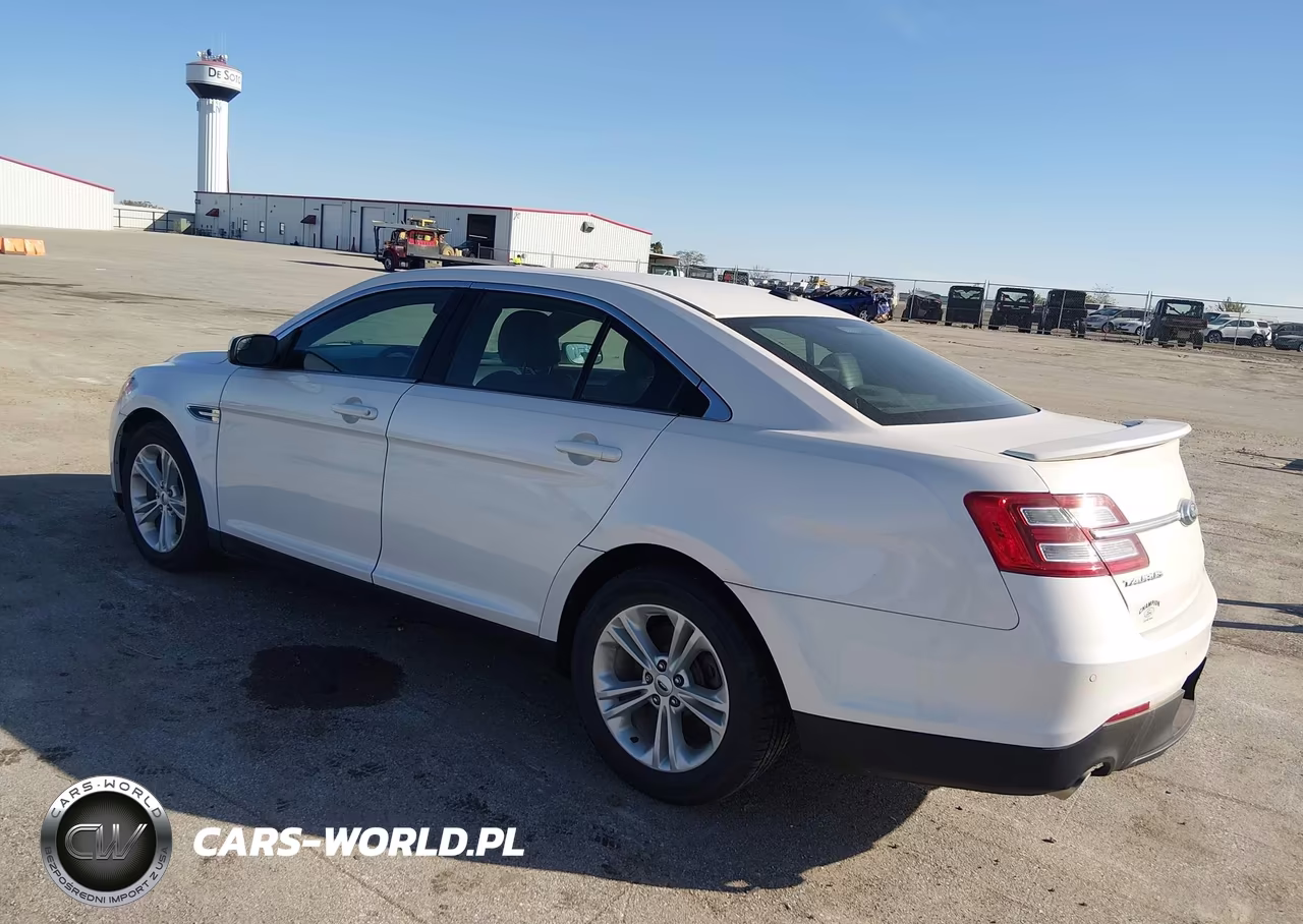 2019 Ford Taurus Sel VIN:1FAHP2E8XKG105685 - 3