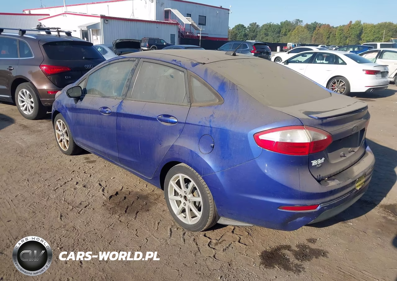 2014 Ford Fiesta Se VIN:3FADP4BJ2EM241675 - 3