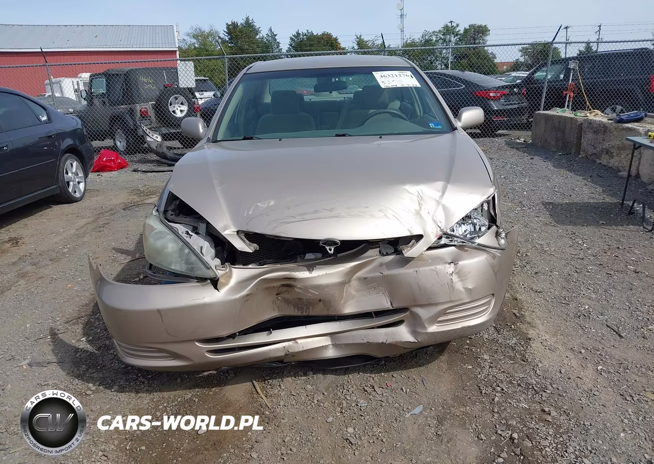 2002 Toyota Camry Le VIN:4T1BE32K62U002479 - 13