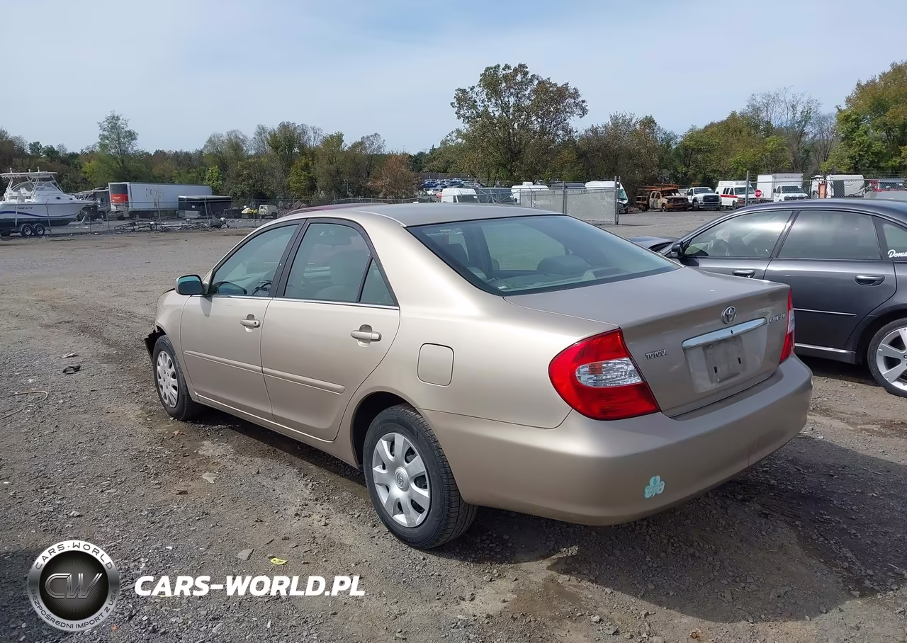 2002 Toyota Camry Le VIN:4T1BE32K62U002479 - 3