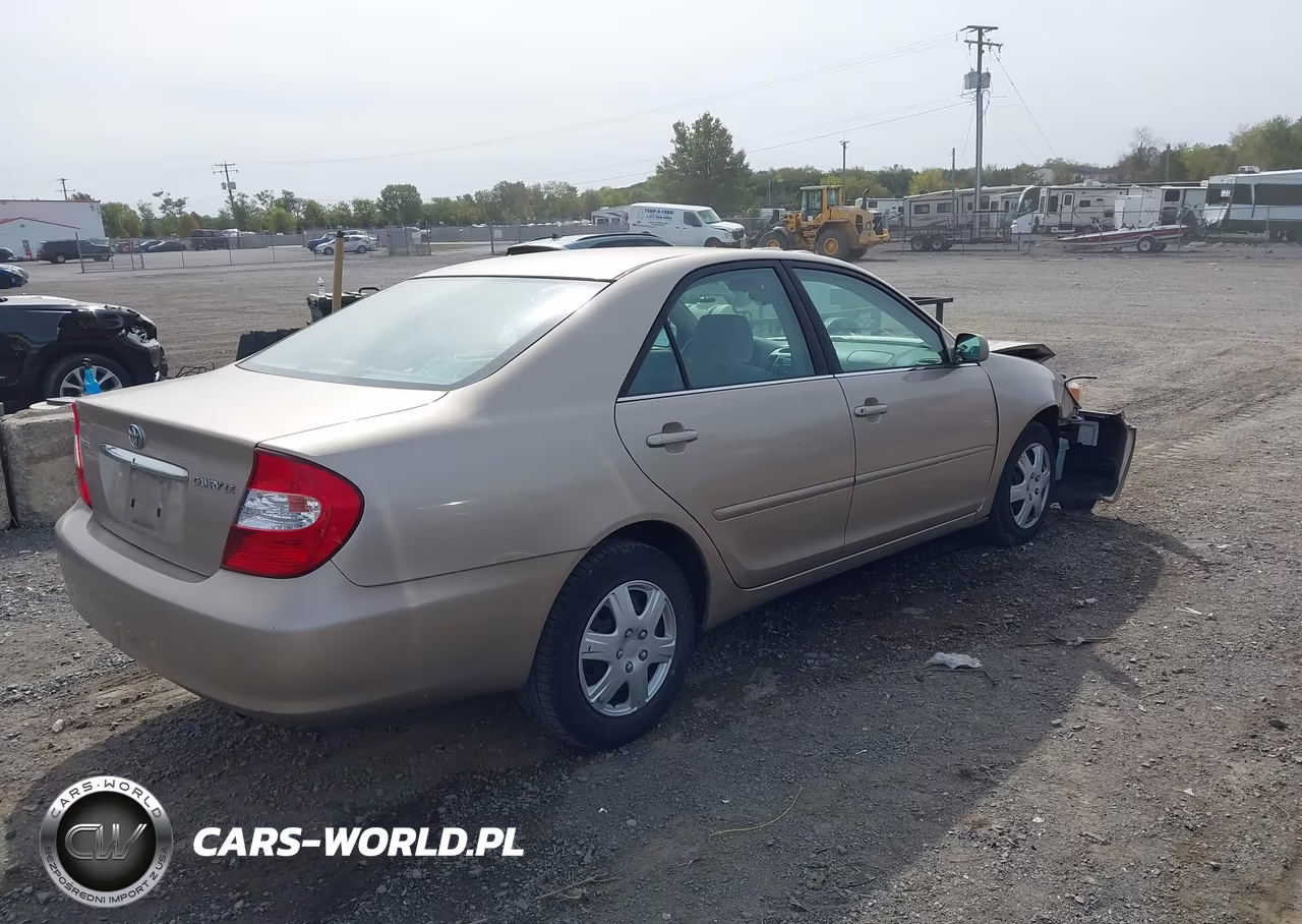 2002 Toyota Camry Le VIN:4T1BE32K62U002479 - 4